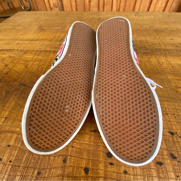 Vans Hawaiian Hibiscus Floral Print Skateboard Sneakers Women’s 8.5 Lace Up - Picture 4 of 11